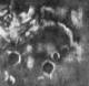 Фото, снятые станцией Маринер-4, - впервые на Марсе обнаружены кратеры