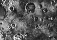 Фото, снятые станцией Маринер-6, - кратеры видны более четко
